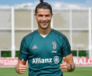 Cristiano_Ronaldo_3